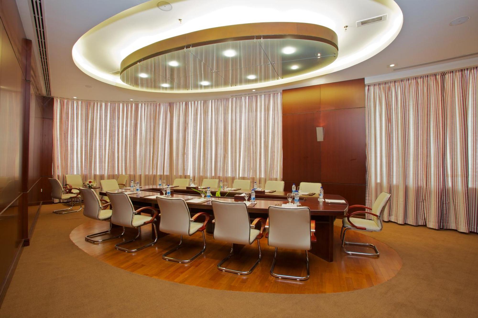 Concorde Hotel Ель-Фуджайра Екстер'єр фото Meeting room